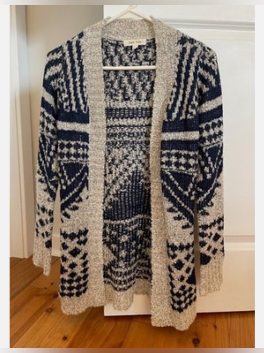 Women’s * Navy & Cream-Colored Patterned Cardigan * Size XS
